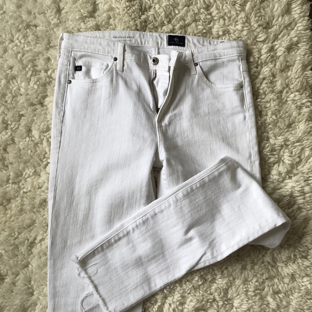 White Jeans